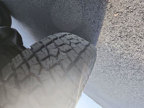 Used 2023 Toyota Tacoma TRD Off-Road image 10