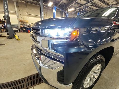 Used 2019 Chevrolet Silverado 1500 LT w/ All-Star Edition image 29