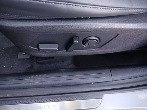Certified 2023 Kia Sorento SX AWD/4WD image 12