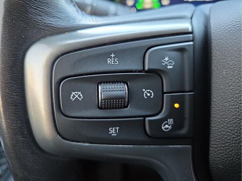 Used 2022 Chevrolet Tahoe Z71 w/ Z71 Off-Road Package image 19