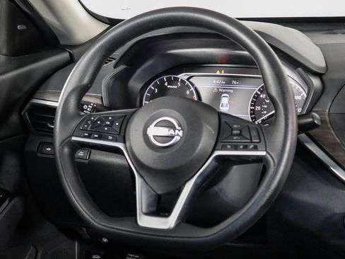 Used 2023 Nissan Altima 2.5 SV image 15