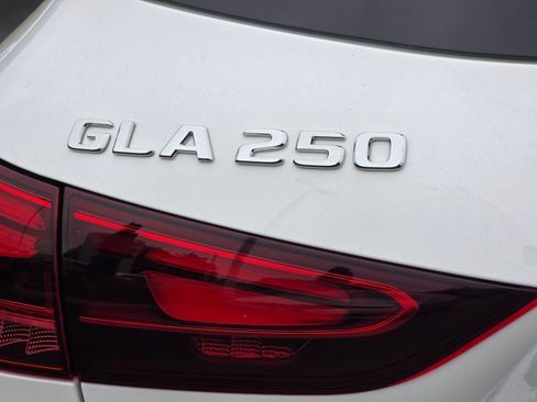 New 2026 Mercedes-Benz GLA 250 4MATIC image 31