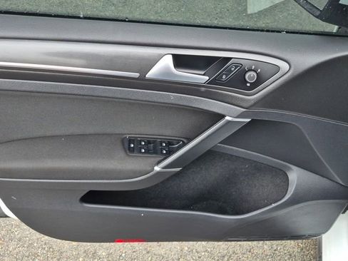 Used 2019 Volkswagen GTI S FWD image 12