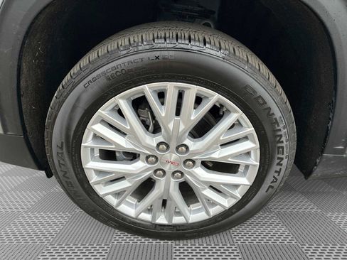 Certified 2025 GMC Acadia Elevation w/ Elevation Premium Package image 33