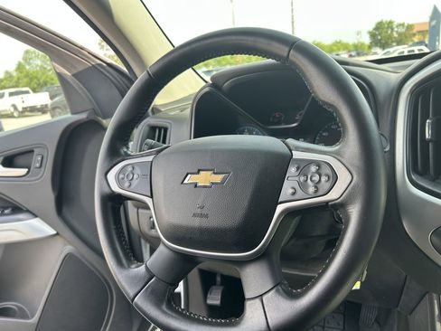 Used 2015 Chevrolet Colorado LT w/ LT Convenience Package AWD/4WD image 12