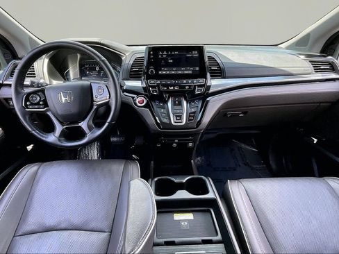 Used 2024 Honda Odyssey Elite image 8