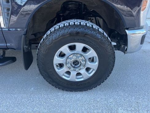 Certified 2024 Ford F350 XLT w/ Snow Plow/Camper Package image 9