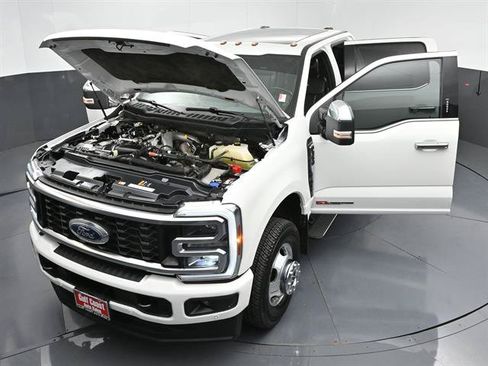 Certified 2024 Ford F350 Platinum AWD/4WD image 49