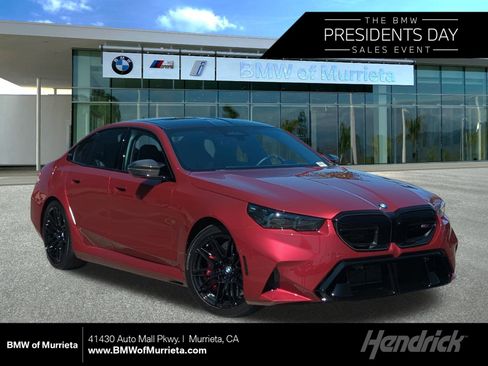 Used 2025 BMW M5 w/ Carbon Package image 1