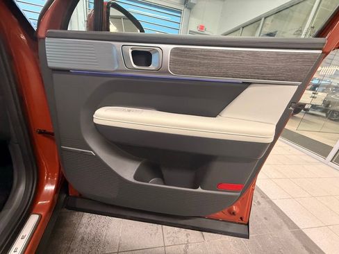 Used 2025 Hyundai Santa Fe Calligraphy image 48