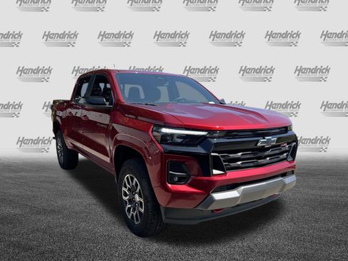 Used 2023 Chevrolet Colorado Z71 w/ Z71 Convenience Package 2 AWD/4WD image 2