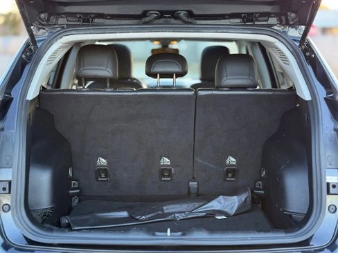 Used 2017 Jeep Compass Latitude w/ Popular Equipment Group image 29