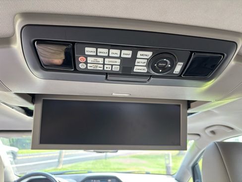 Used 2014 Honda Odyssey Touring image 33