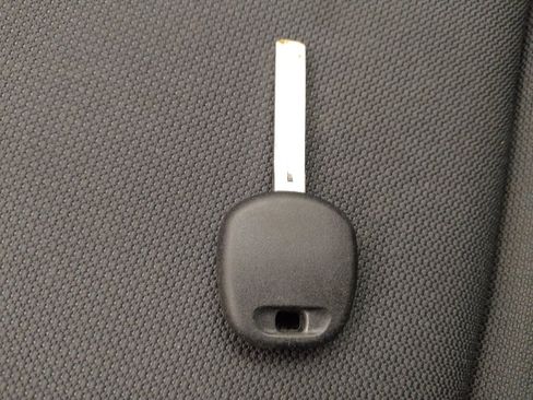 Used 2023 Toyota Corolla LE FWD image 32