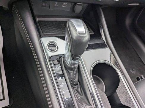 Used 2024 Nissan Altima 2.5 SV w/ SV Premium Package image 17