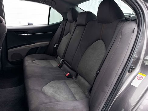 Used 2018 Toyota Camry LE w/ Convenience Package image 26