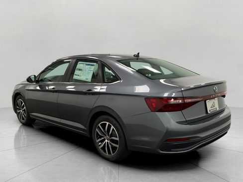 New 2025 Volkswagen Jetta SE image 6