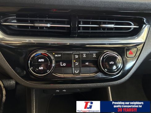 Used 2025 Buick Envista Sport Touring image 19