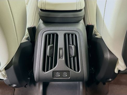 New 2026 BMW X1 xDrive28i w/ Technology Package image 18