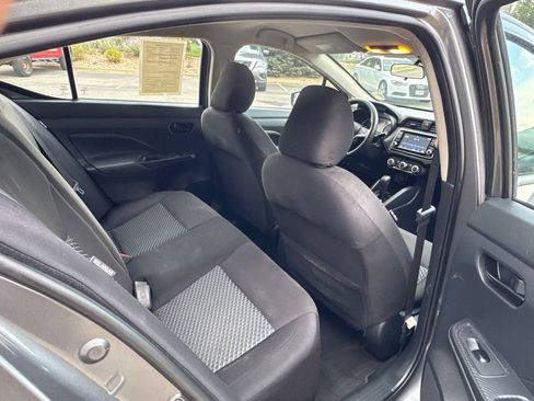 Used 2021 Nissan Versa S FWD image 18