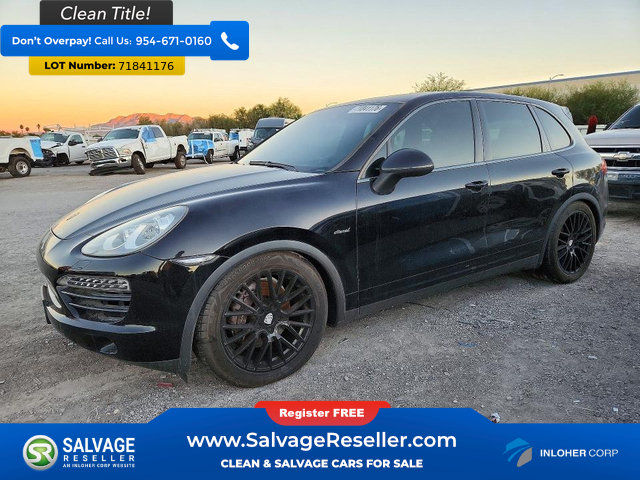 Used 2014 Porsche Cayenne Diesel AWD/4WD image 1