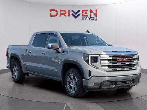 Used 2024 GMC Sierra 1500 SLE AWD/4WD image 7