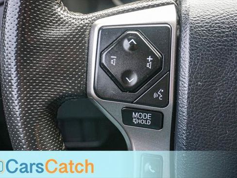 Used 2020 Toyota Tacoma SR5 RWD image 27