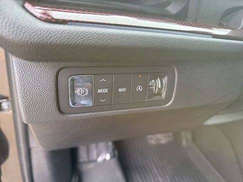 Used 2025 Chevrolet Traverse Z71 w/ Enhanced Driving Package image 25