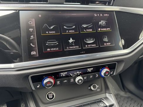 New 2025 Audi Q3 2.0T Premium image 13