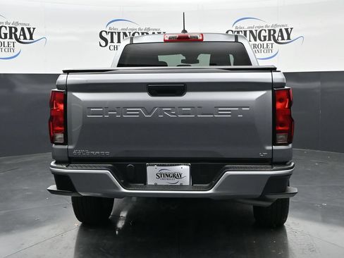 Used 2024 Chevrolet Colorado LT RWD image 6