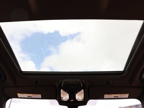 Used 2021 BMW 530i w/ Convenience Package image 26