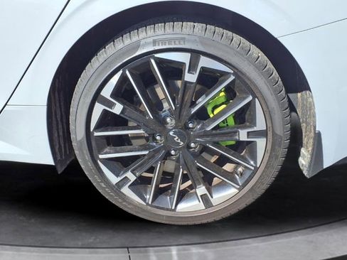 Used 2025 Kia K5 GT FWD image 18