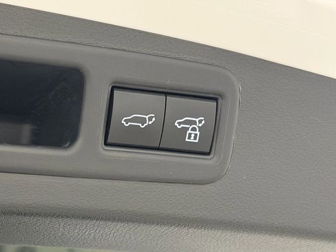 Used 2024 Lexus RX 350 AWD image 25