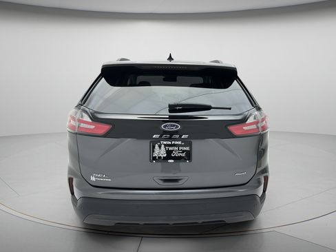 Used 2024 Ford Edge SEL w/ Sport Appearance Package AWD/4WD image 7