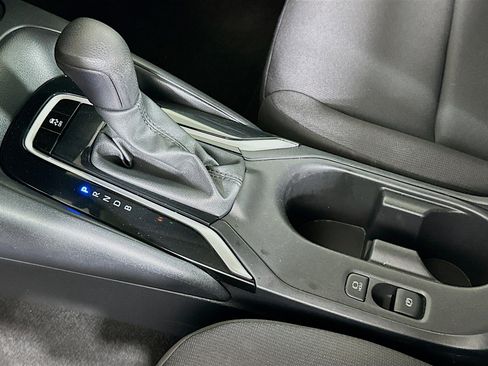 Used 2024 Toyota Corolla LE FWD image 23