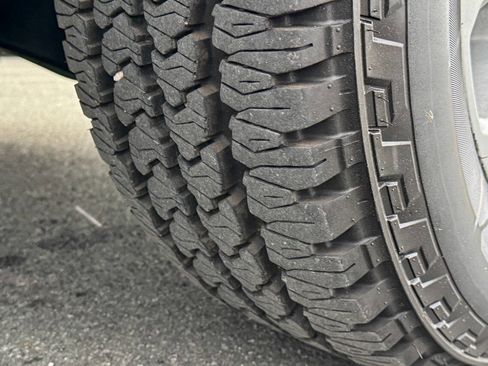 Used 2024 Ford F250 XLT w/ FX4 Off-Road Package image 14