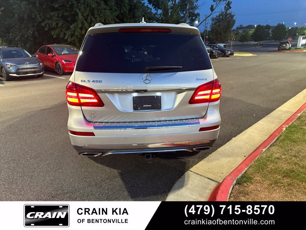 Used 2018 Mercedes-Benz GLS 450 4MATIC image 9