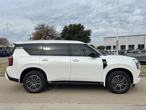 New 2026 Nissan Armada Platinum image 3