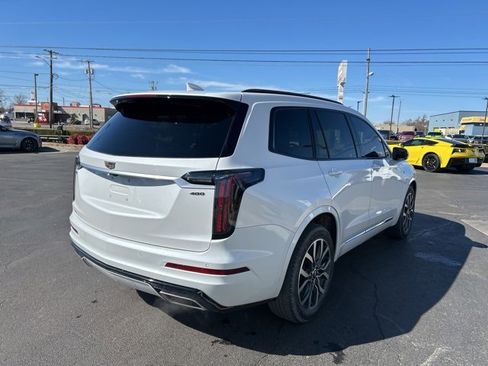 Used 2023 Cadillac XT6 Sport image 6
