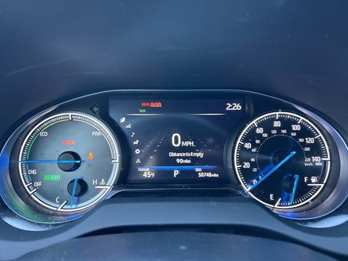 Used 2021 Toyota Venza XLE image 20