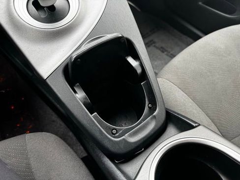 Used 2014 Toyota Prius Three image 15