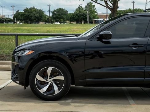 Used 2026 Jaguar F-PACE R-Dynamic S AWD/4WD image 14