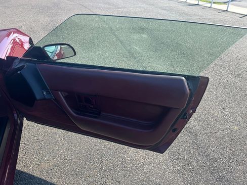 Used 1993 Chevrolet Corvette Coupe image 31