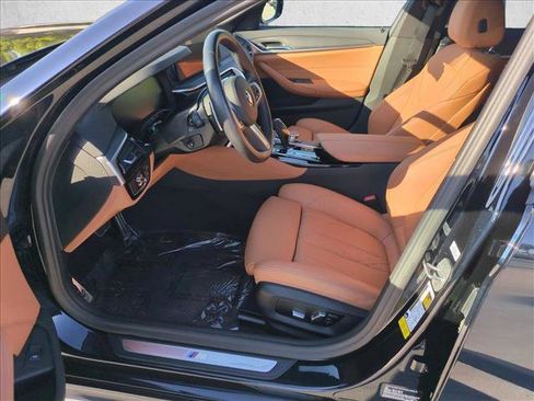 Used 2023 BMW 530i w/ M Sport Package image 17