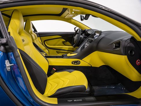 Used 2023 Aston Martin DBS Coupe RWD image 77