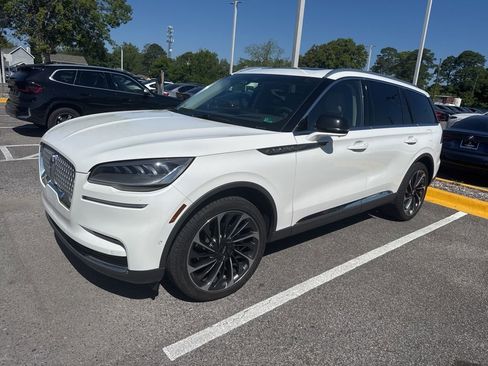 Used 2023 Lincoln Aviator Reserve w/ Equipment Group 201A image 1