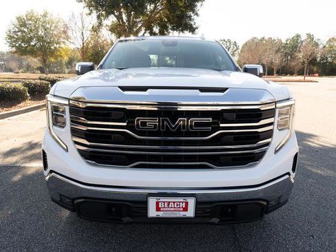 Used 2023 GMC Sierra 1500 SLT w/ SLT Premium Package image 8