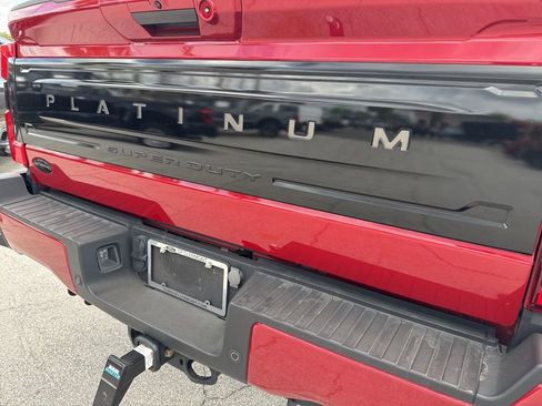 Used 2023 Ford F350 Platinum image 12