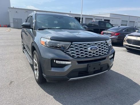 Used 2020 Ford Explorer Platinum w/ Premium Technology Package image 5