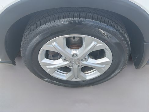 Certified 2023 Honda HR-V LX image 35